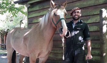  Cezar -guide on horseback rides in southern Chile